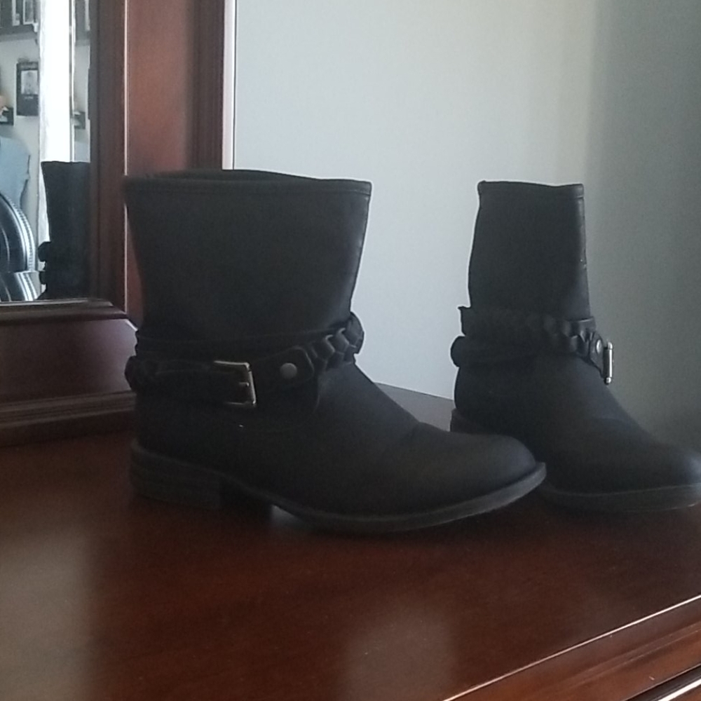 lady's boots